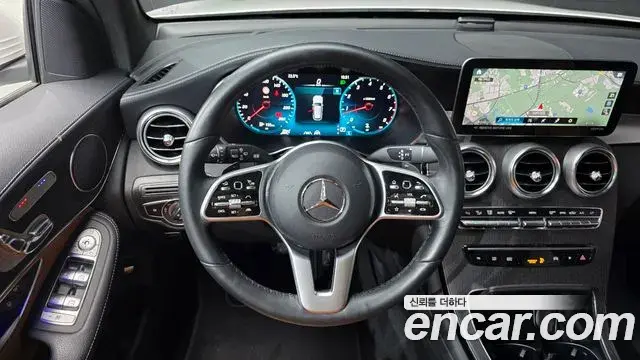 Mercedes-Benz GLC-Class 2022 — Photo 14/20