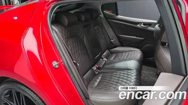 Kia Stinger 2021 — Photo 11/20