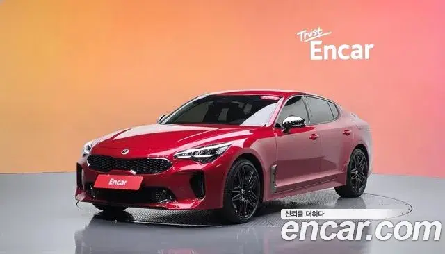 Kia Stinger 2021 — Photo 1/20