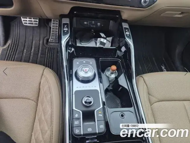 Kia Sorento 2024 — Photo 7/16