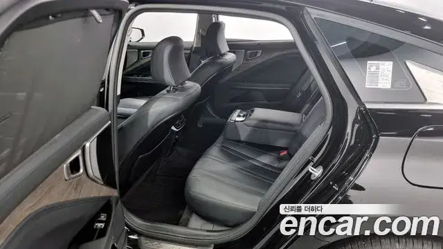 Kia K8, 2022
