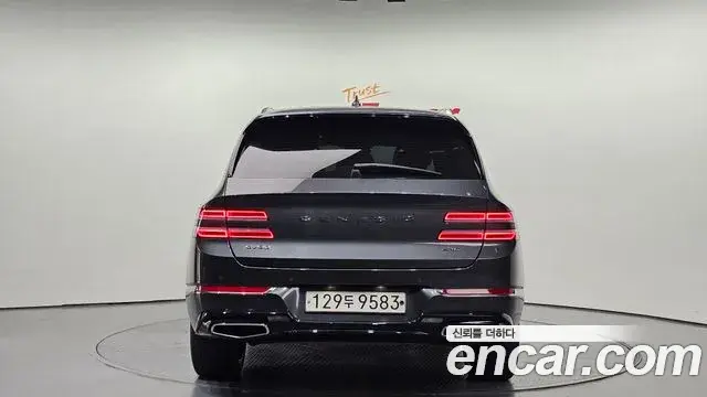 Genesis GV80 2020 — ფოტო 14/20