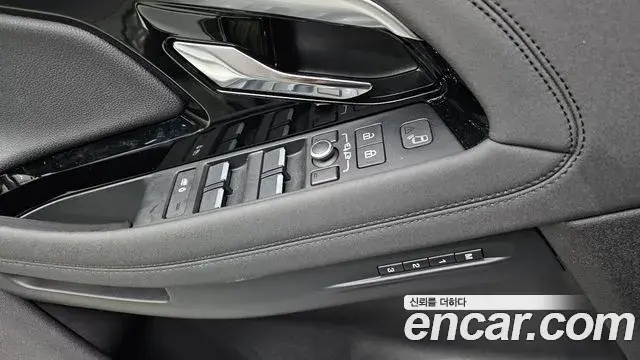 Land Rover Range Rover Evoque 2022 — ფოტო 12/20