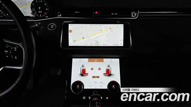 Land Rover Range Rover Evoque 2022 — ფოტო 16/20