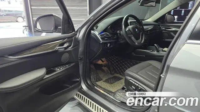 BMW X6 2018 — Şəkil 9/20
