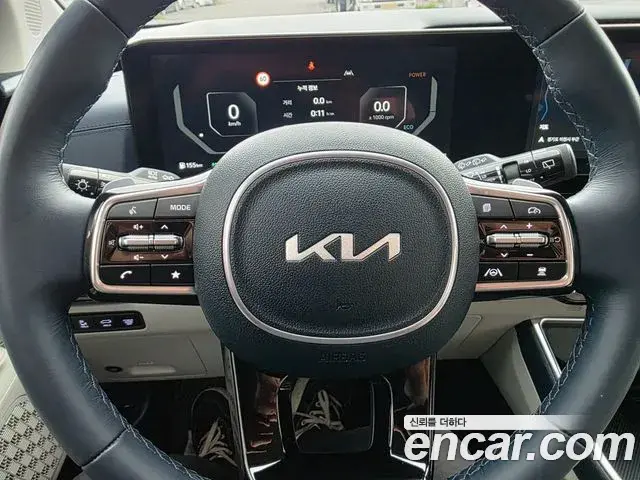 Kia Carnival 2024 — Şəkil 9/20