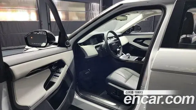 Land Rover Range Rover Evoque 2024 — ფოტო 15/20