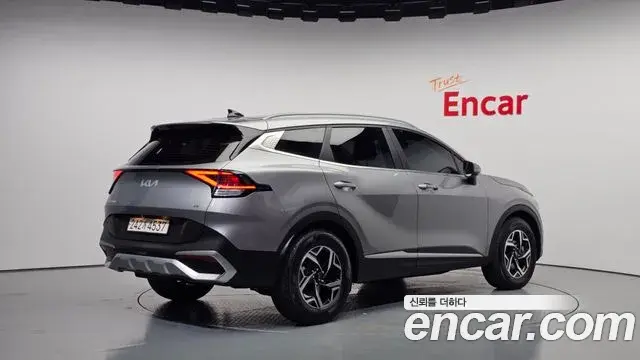 Kia Sportage 2021 — ფოტო 9/20