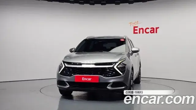 Kia Sportage 2021 — ფოტო 1/20