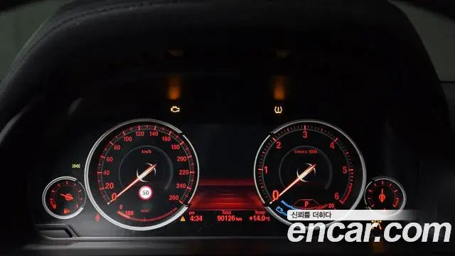 BMW X6 2018 — ფოტო 16/20