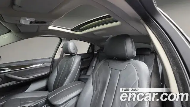 BMW X6 2018 — ფოტო 19/20