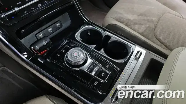 Kia Carnival 2020 — Фото 9/20