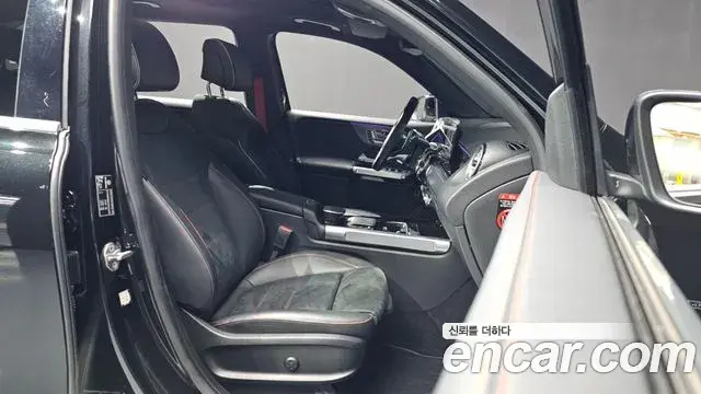 Mercedes-Benz GLB-Class 2022 — Photo 18/20