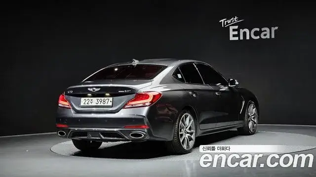 Genesis G70 2018 — Photo 11/20