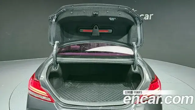 Genesis G70 2018 — Photo 3/20