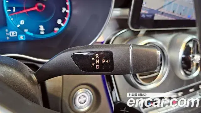 Mercedes-Benz C-Class 2021 — ფოტო 18/20