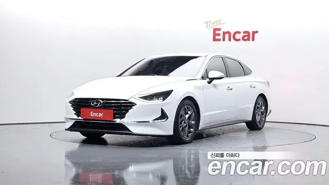 Hyundai Sonata Hybrid 2021 — ფოტო 9/20