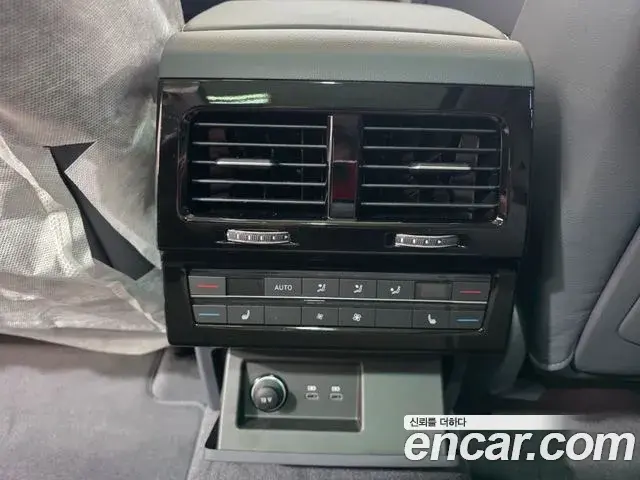 Volkswagen Touareg 2025 — Şəkil 15/20