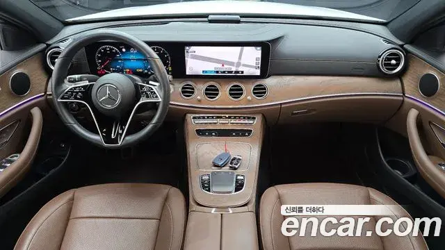 Mercedes-Benz E-Class 2021 — Şəkil 17/20