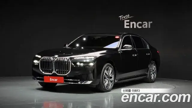 BMW i7 2022 — ფოტო 3/20