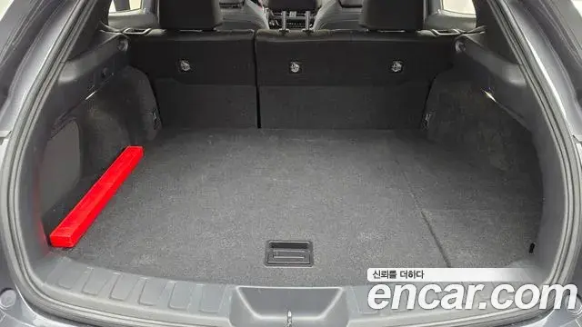 Lexus UX300h 2024 — Şəkil 16/20
