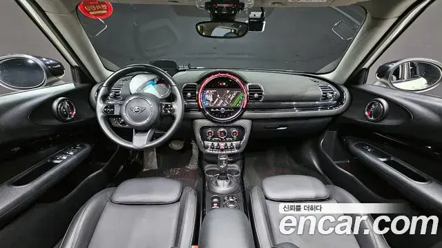 Mini Cooper Clubman 2021 — Photo 6/20