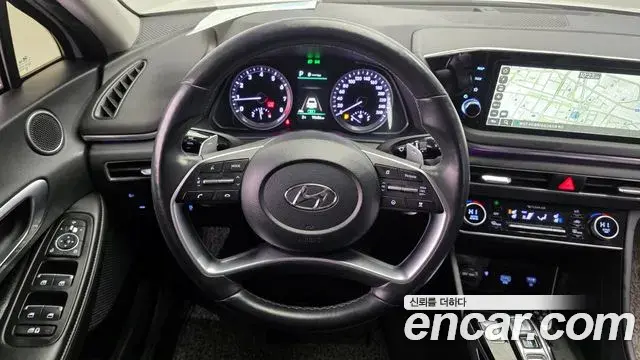 Hyundai Sonata Hybrid 2021 — ფოტო 7/19