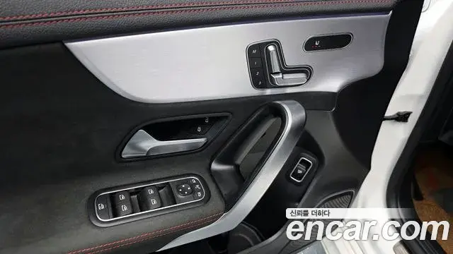 Mercedes-Benz CLA-Class 2020 — Photo 6/20