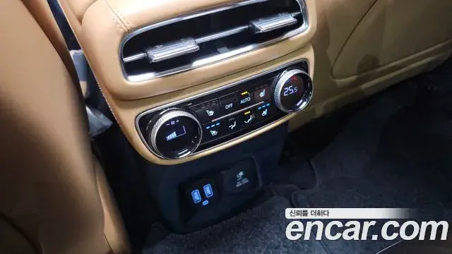 Genesis GV80 2023 — Photo 5/20