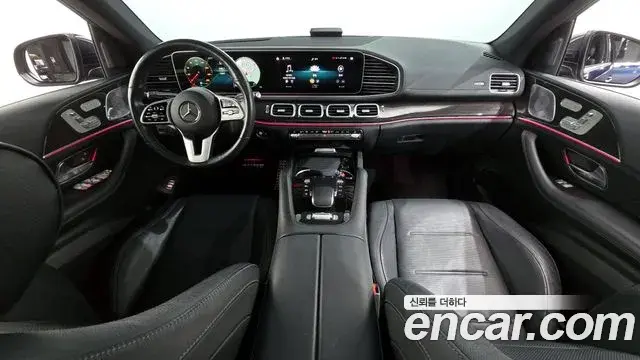 Mercedes-Benz GLE-Class 2021 — Photo 10/20
