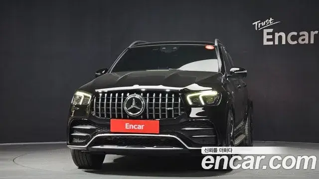 Mercedes-Benz GLE-Class 2022 — Photo 7/20