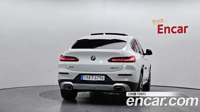 BMW X4 2025 — Photo 9/20