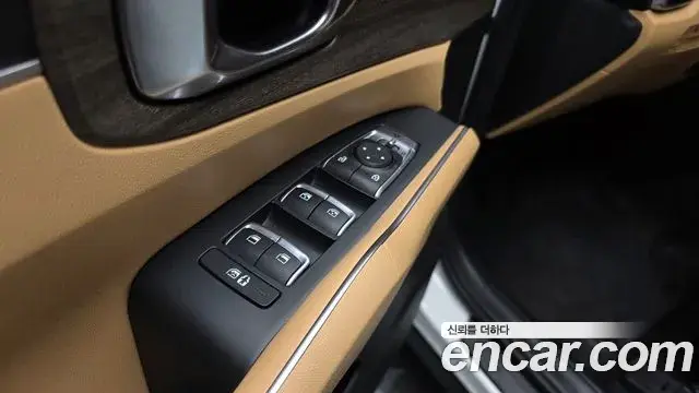 Kia Sorento 2021 — Фото 17/20