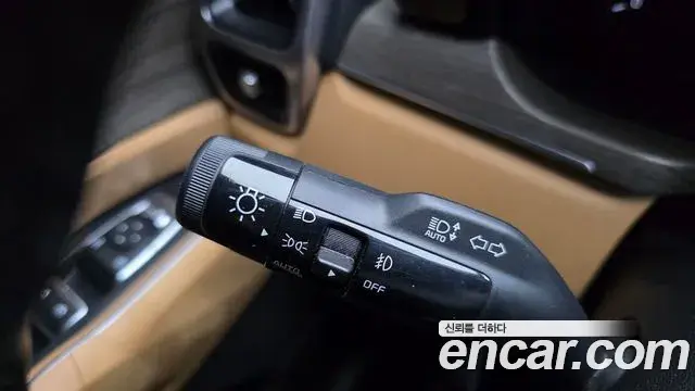 Kia Sorento 2021 — Фото 18/20