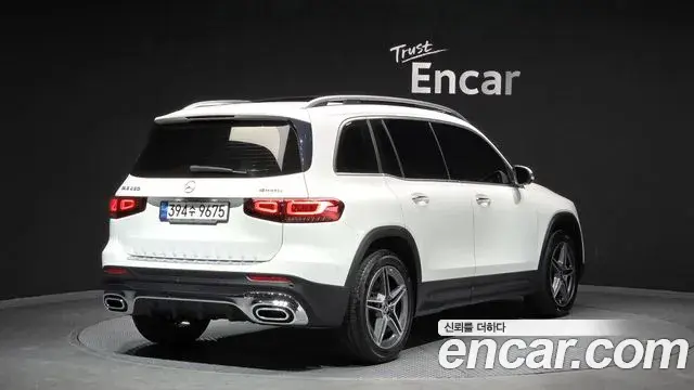 Mercedes-Benz GLB-Class 2021 — Şəkil 19/20