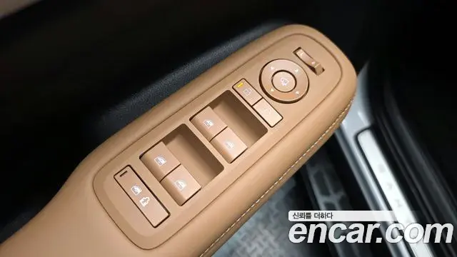 Hyundai Santa Fe 2025 — ფოტო 11/20