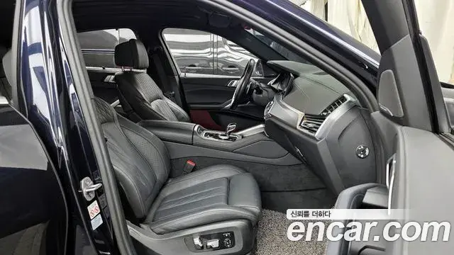 BMW X6 2023 — Photo 18/20