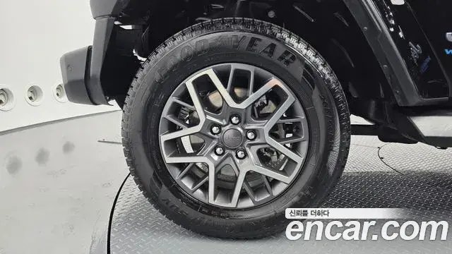 Jeep Wrangler 2021 — Photo 15/20