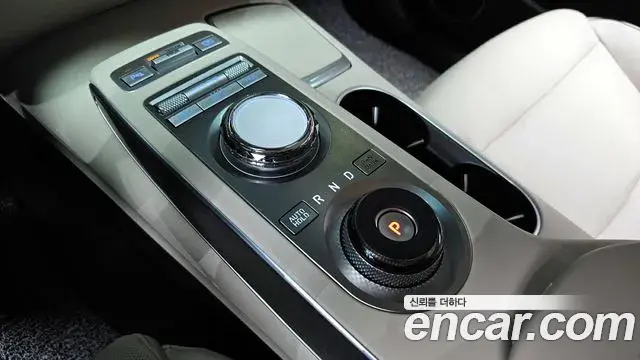 Genesis GV70 2024 — Şəkil 19/20