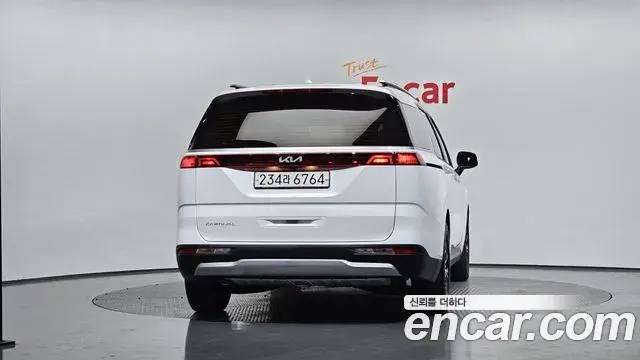 Kia Carnival 2021 — Photo 4/20
