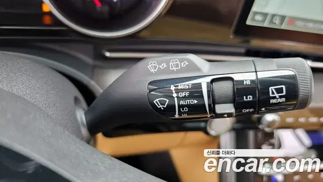 Kia Carnival 2021 — Photo 16/20