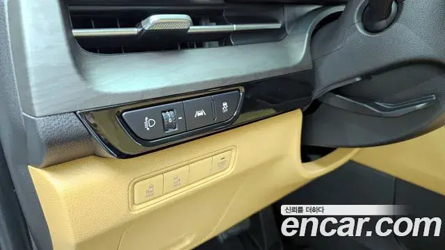 Kia Carnival 2021 — Photo 17/20