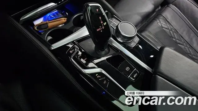 BMW 5 Series 2021 — Фото 9/20