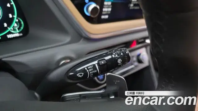 Hyundai Sonata Hybrid 2020 — Photo 11/20