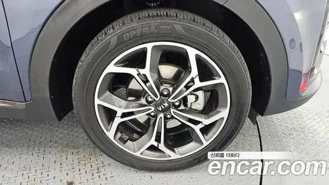 Kia Sportage The Bold 2019 — Фото 5/20