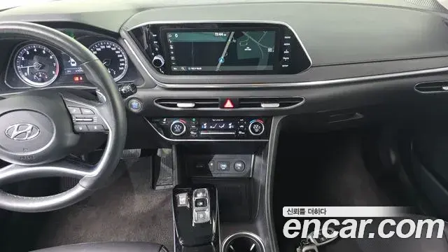 Hyundai Sonata 2019 — Фото 15/20