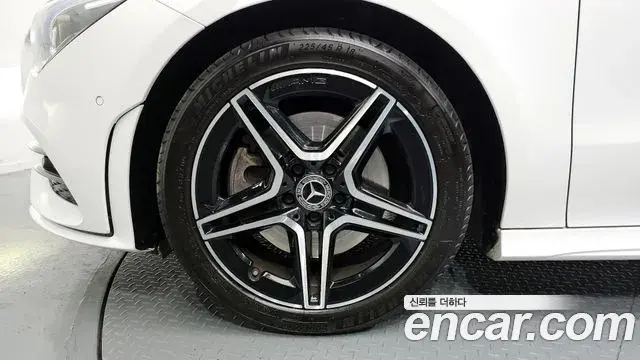 Mercedes-Benz CLA-Class 2023 — Photo 15/20
