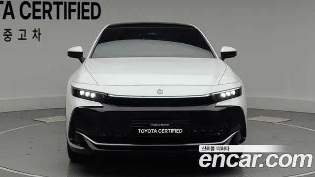 Toyota Crown Crossover 2024 — Şəkil 9/18
