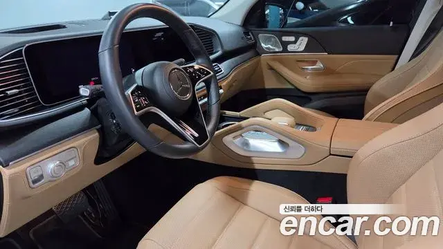 Mercedes-Benz GLE-Class 2025 — Фото 9/20
