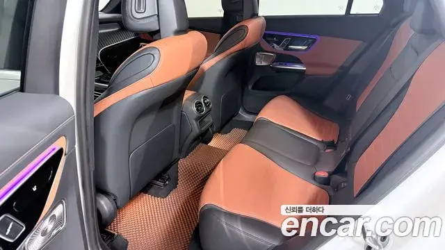 Mercedes-Benz GLC-Class 2024 — Şəkil 13/20